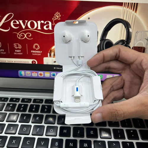 EarPods with Lightning Connector