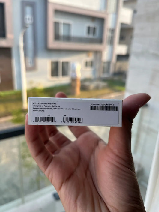 EarPods with Lightning Connector